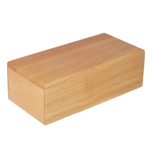 Red Oaks Traditional Wood Urn - Image 2
